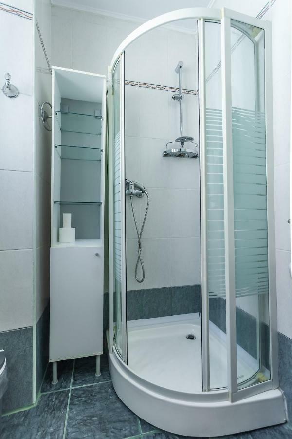 Kostas Apartments Braşov Eksteriør bilde